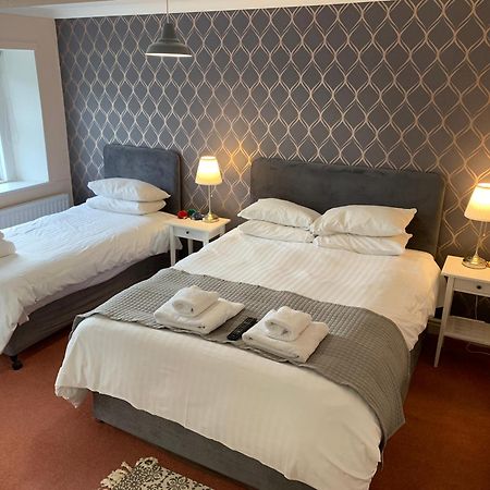 Clifton  The White House Guest House מראה חיצוני תמונה
